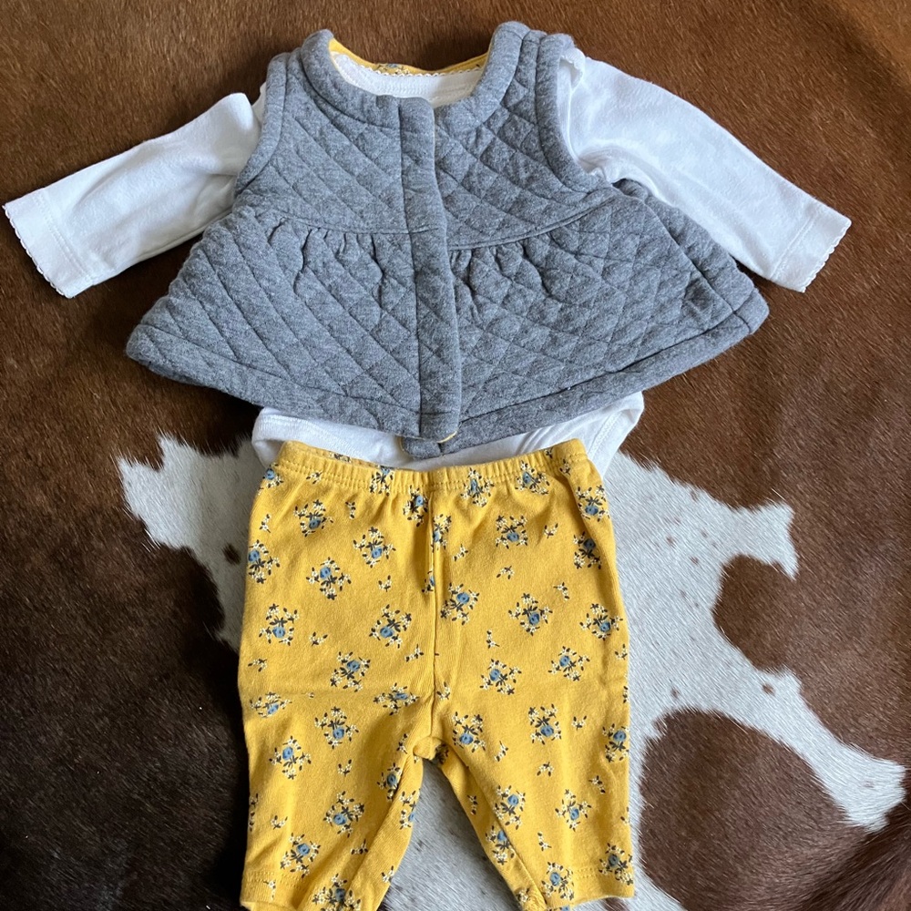 Gray Quilted Vest with Yellow Floral Pants Set